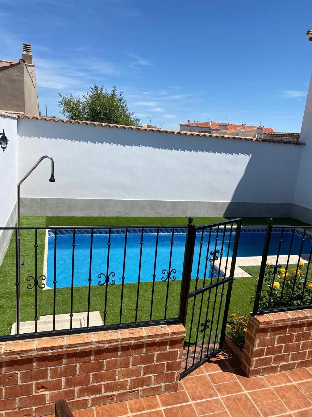 La Mancha Suites Casa Rural Pedro Munoz Bagian luar foto