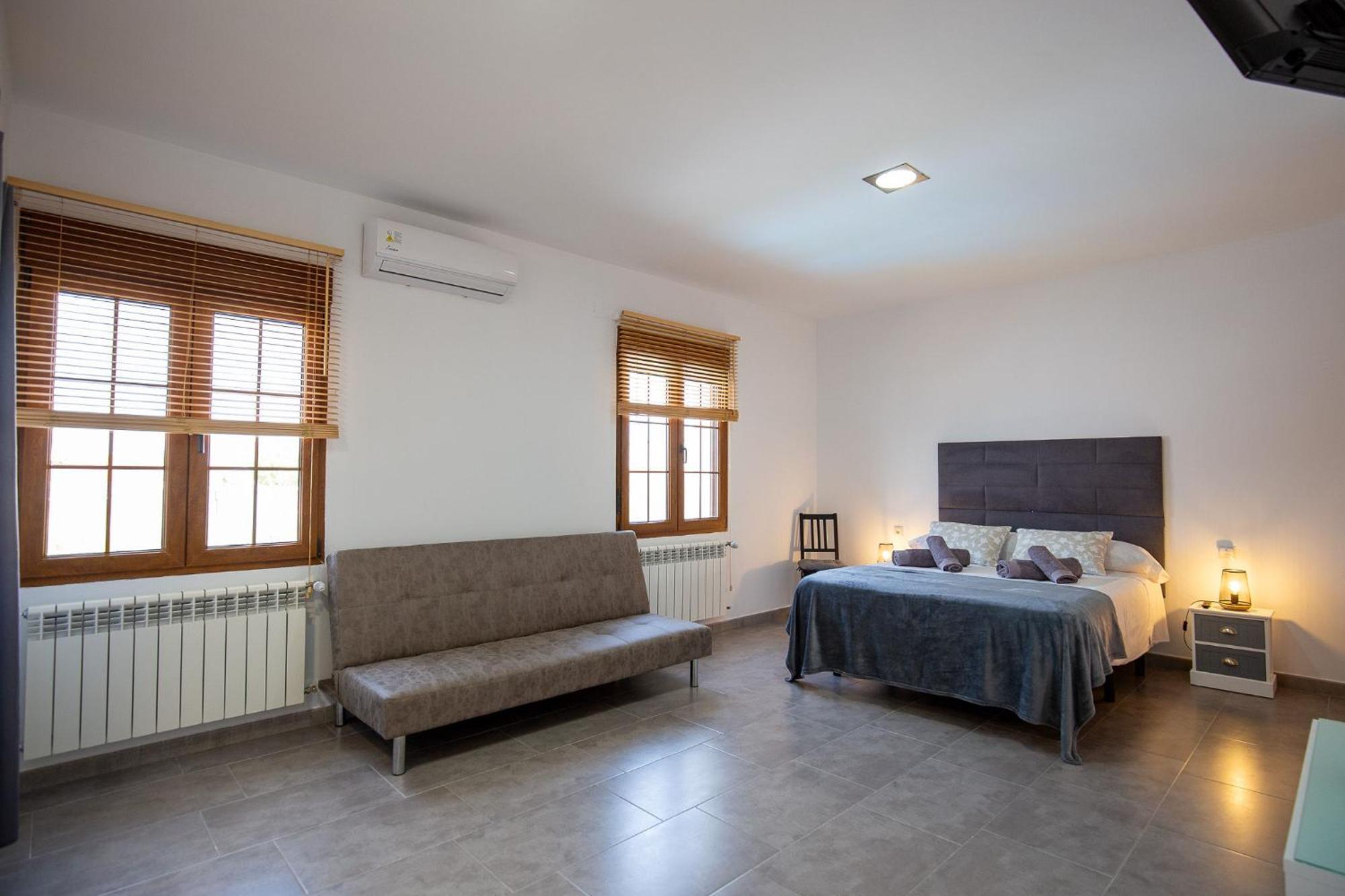 La Mancha Suites Casa Rural Pedro Munoz Bagian luar foto