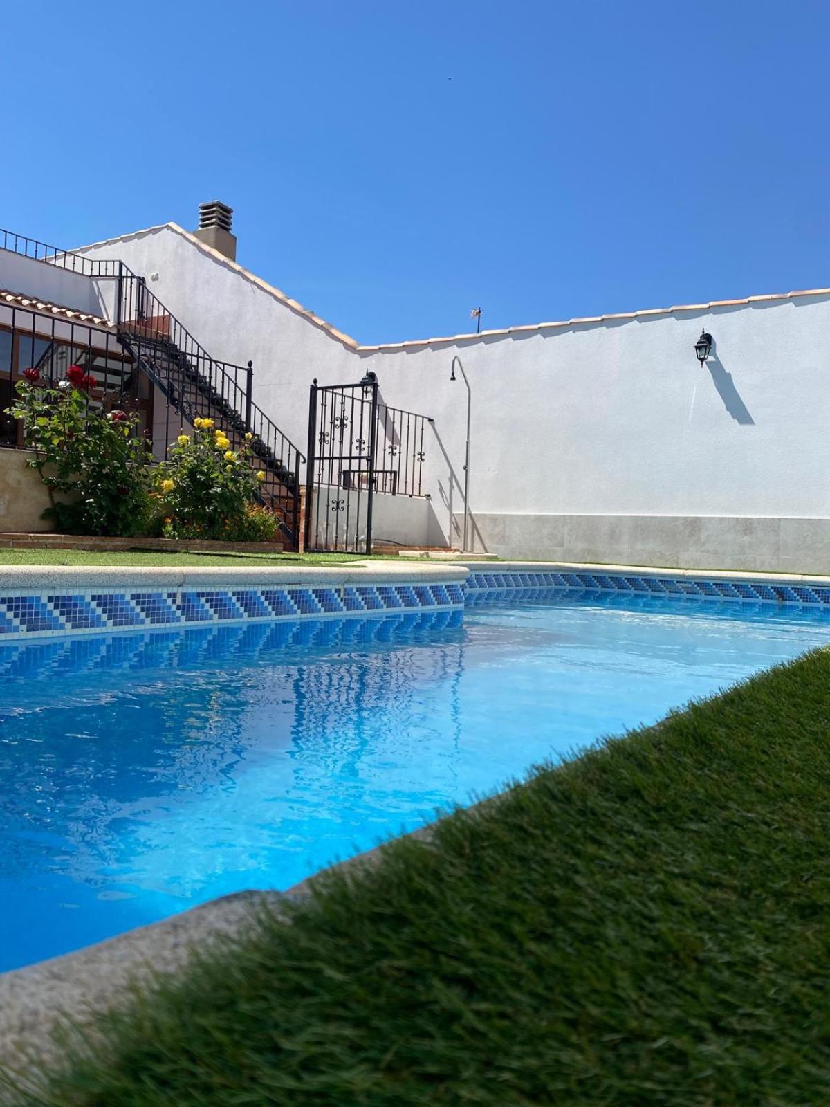 La Mancha Suites Casa Rural Pedro Munoz Bagian luar foto